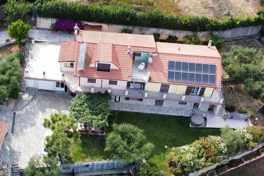 Villa Casa Solemar Imperia Exterior foto